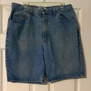 Austin clothing company Men's Blue Jean Shorts. Size 36 Waist.